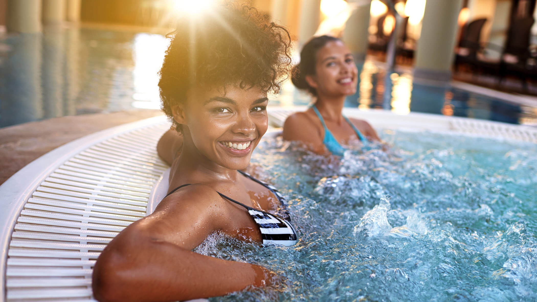 Rilassarsi nella piscina dell'hotel