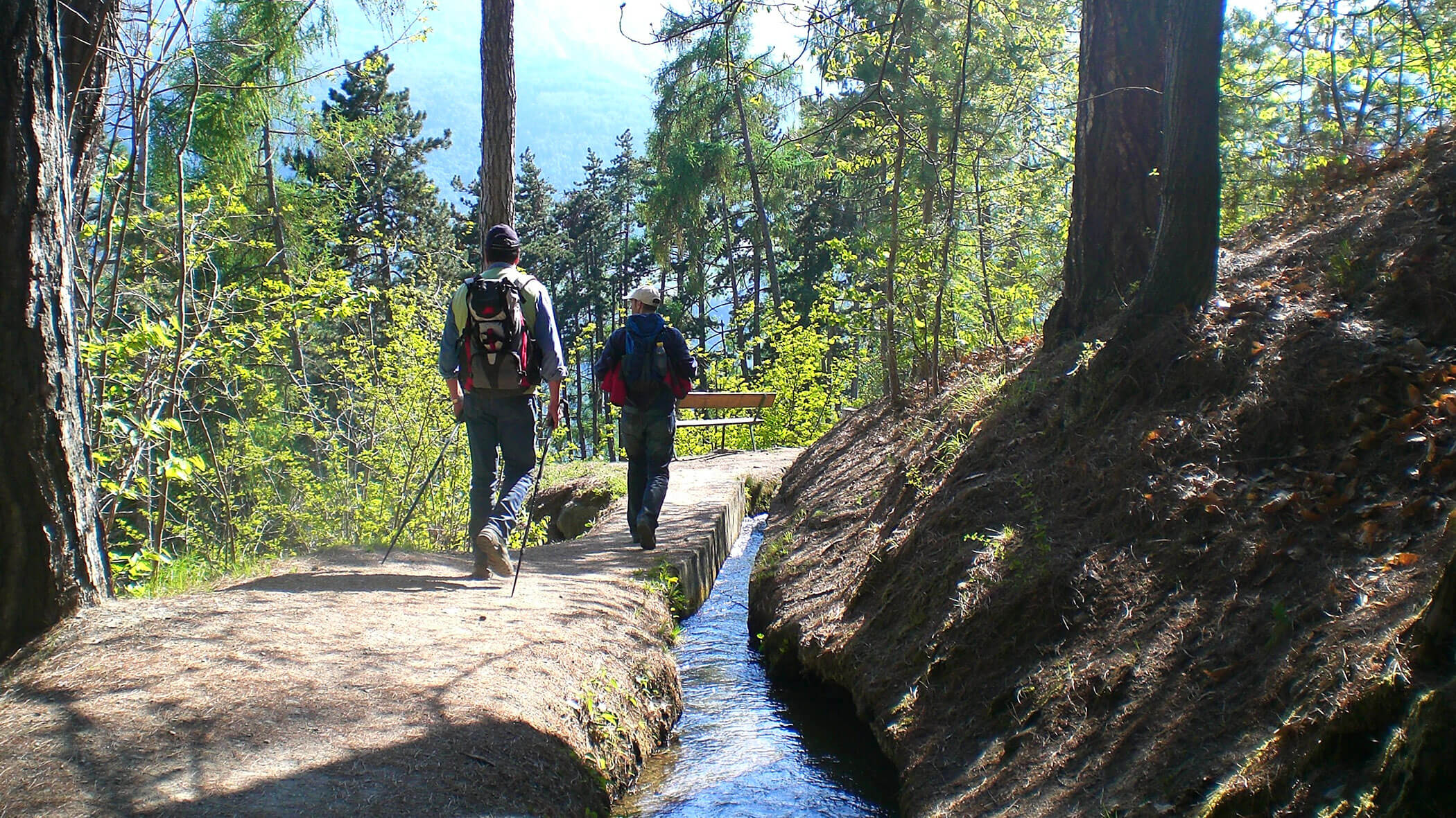 Malerische Wanderung entlang der Waalwege im Vinschgau
